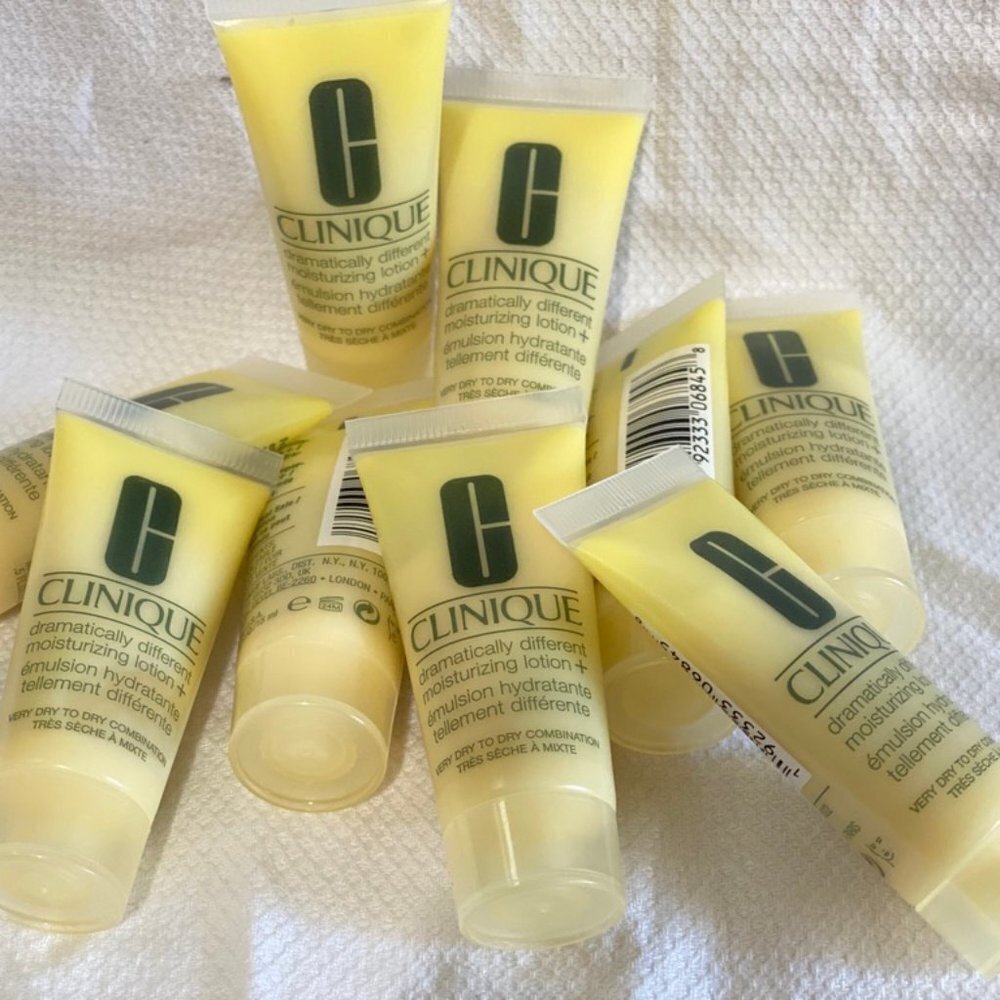 15 Clinique dramatically different moisturizing lotion .5oz New - 15 tubes